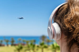 travel noise cancelling headphones